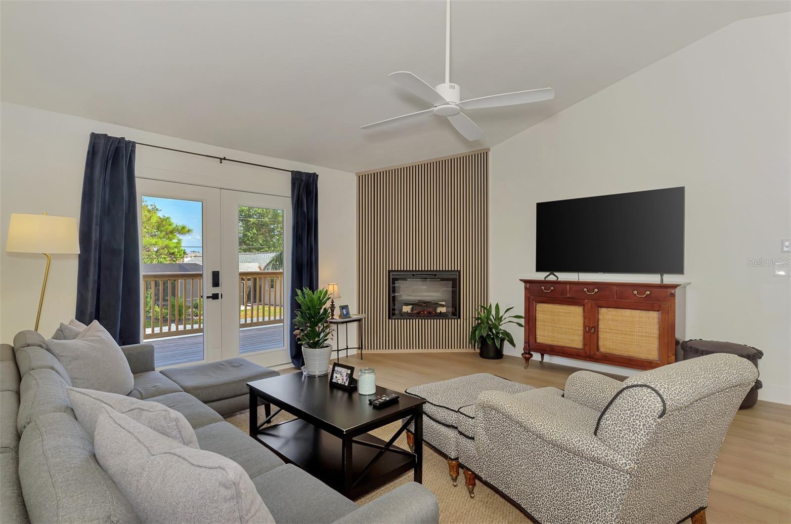 Image 16 of 83 For 812 Garland Avenue