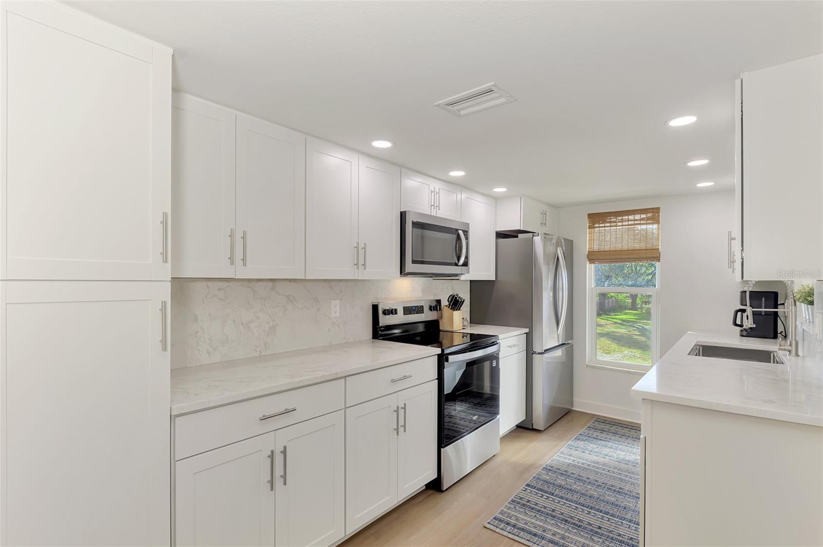 Image 19 of 83 For 812 Garland Avenue