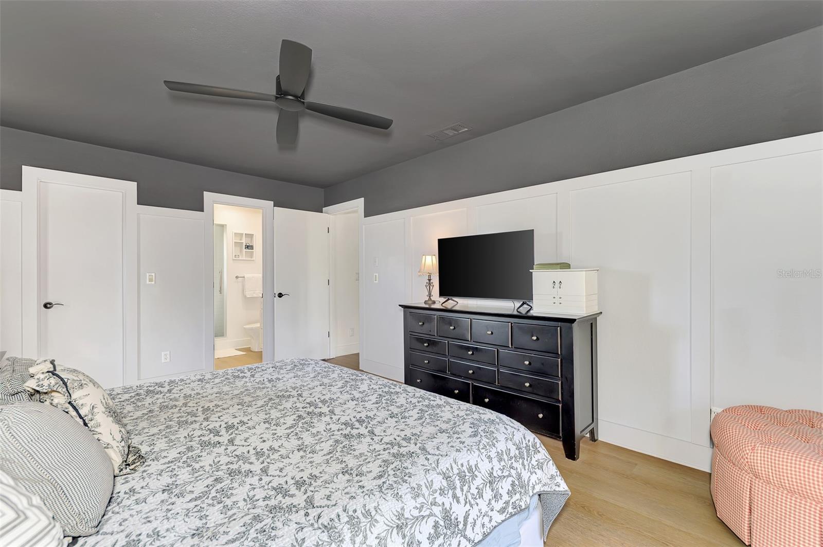 Image 28 of 83 For 812 Garland Avenue