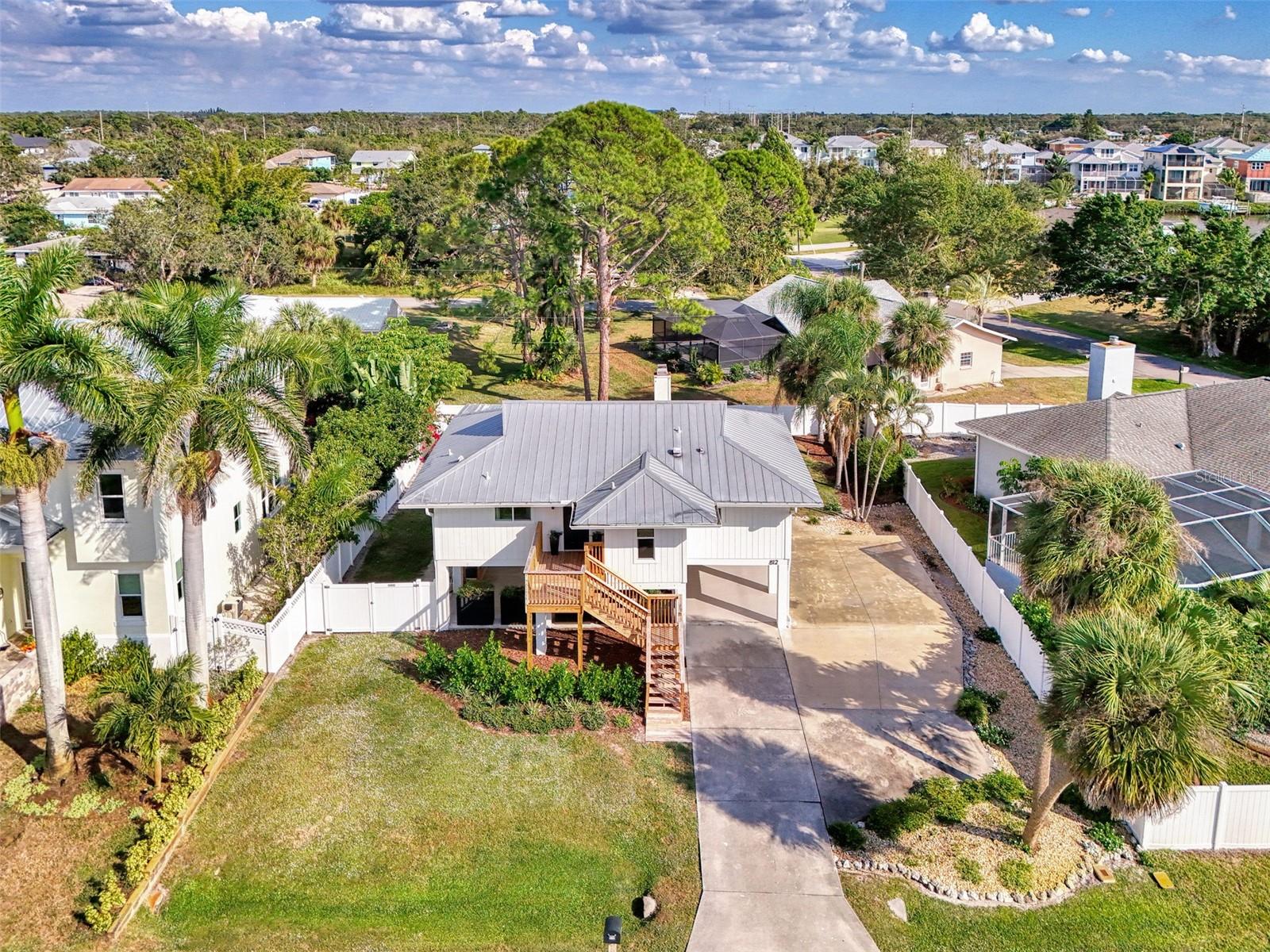 Image 3 of 83 For 812 Garland Avenue