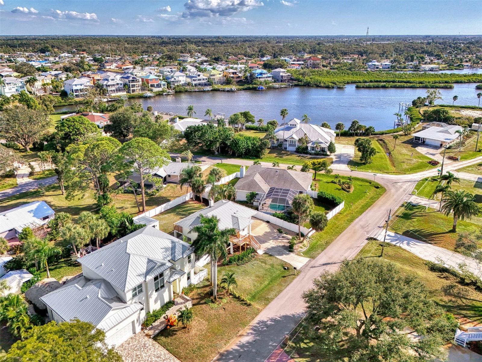 Image 4 of 83 For 812 Garland Avenue