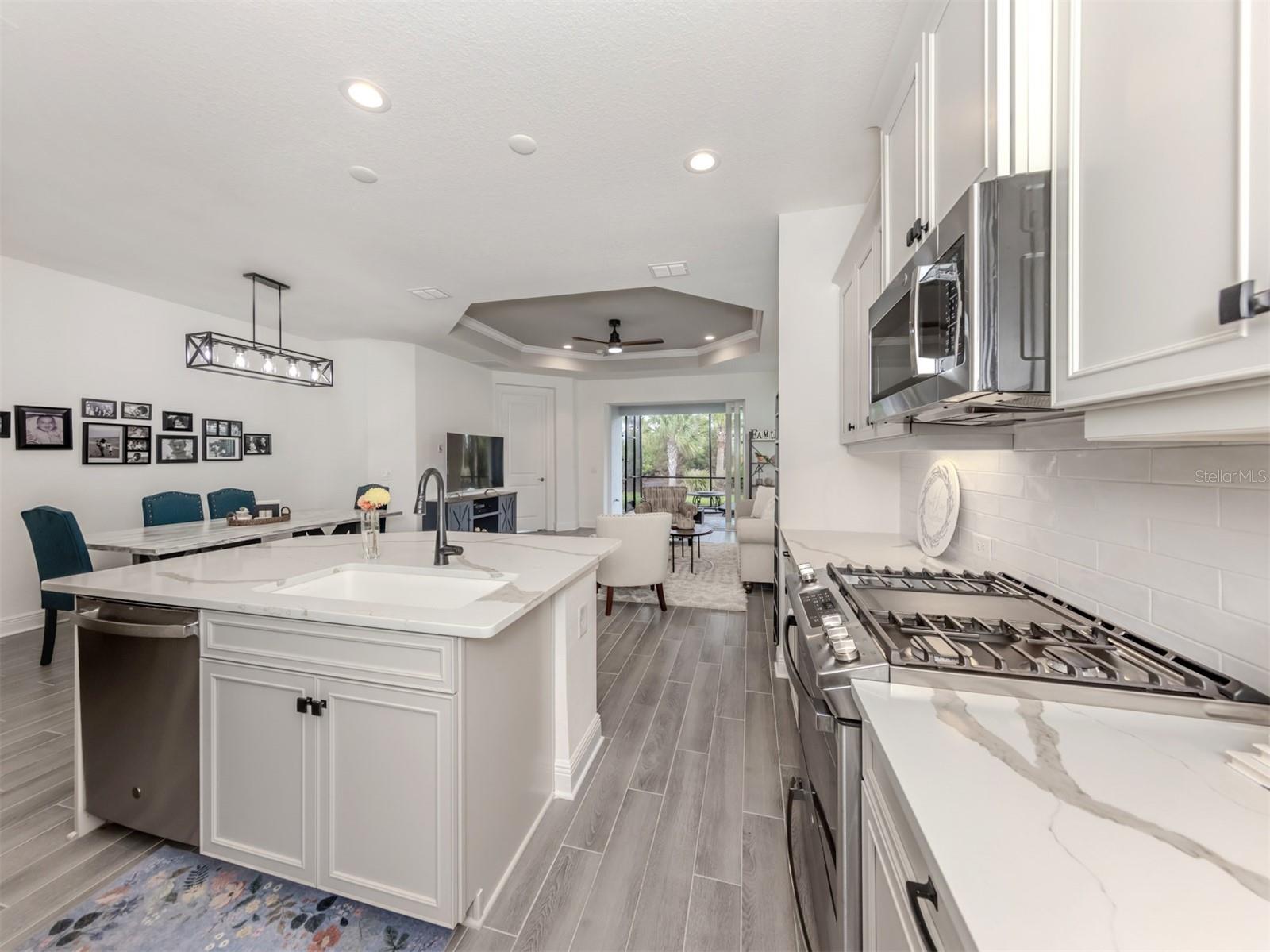 Image 12 of 34 For 18002 Franklin Park Court