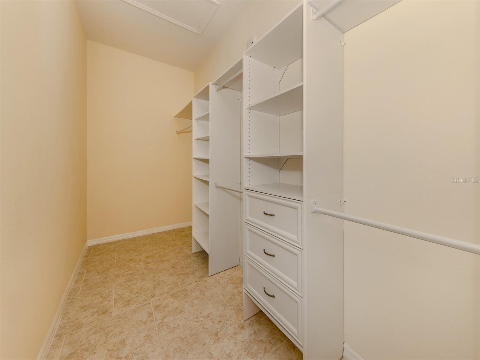 Image 19 of 34 For 10768 Trophy Drive