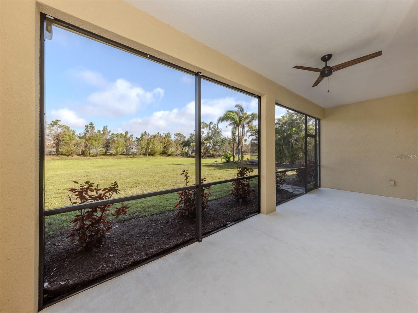 Image 27 of 34 For 10768 Trophy Drive