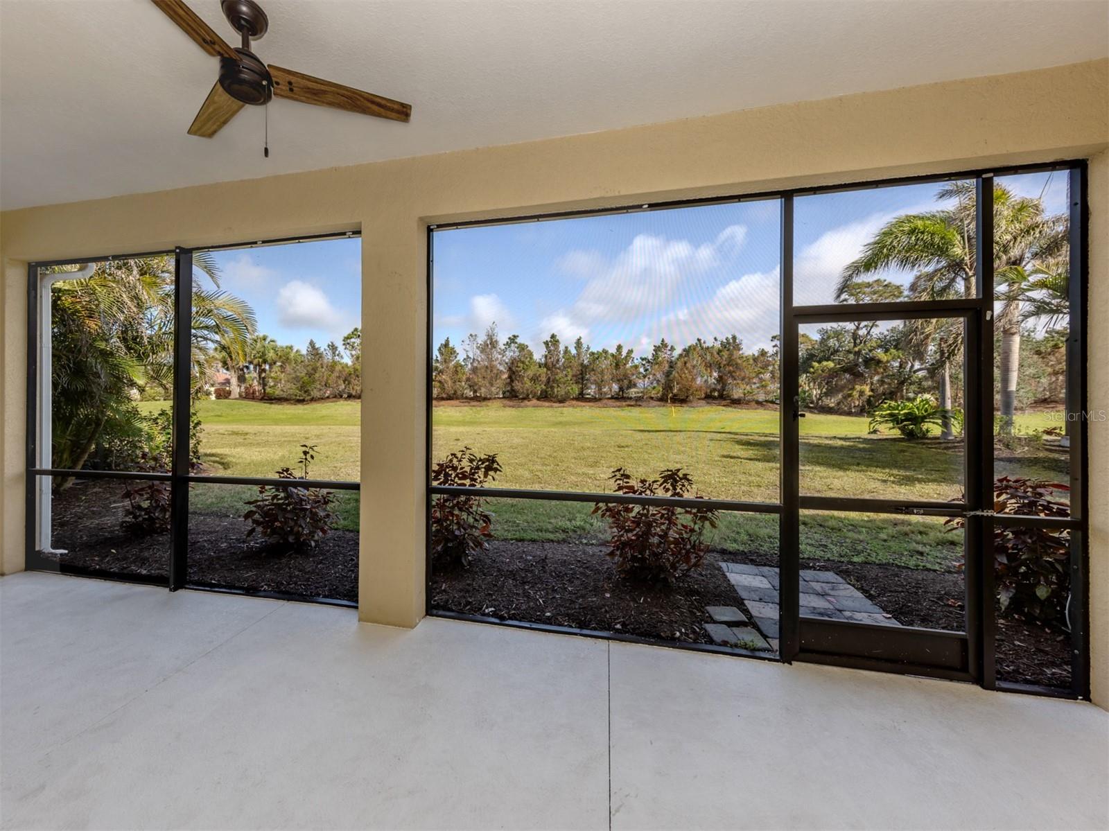 Image 5 of 34 For 10768 Trophy Drive