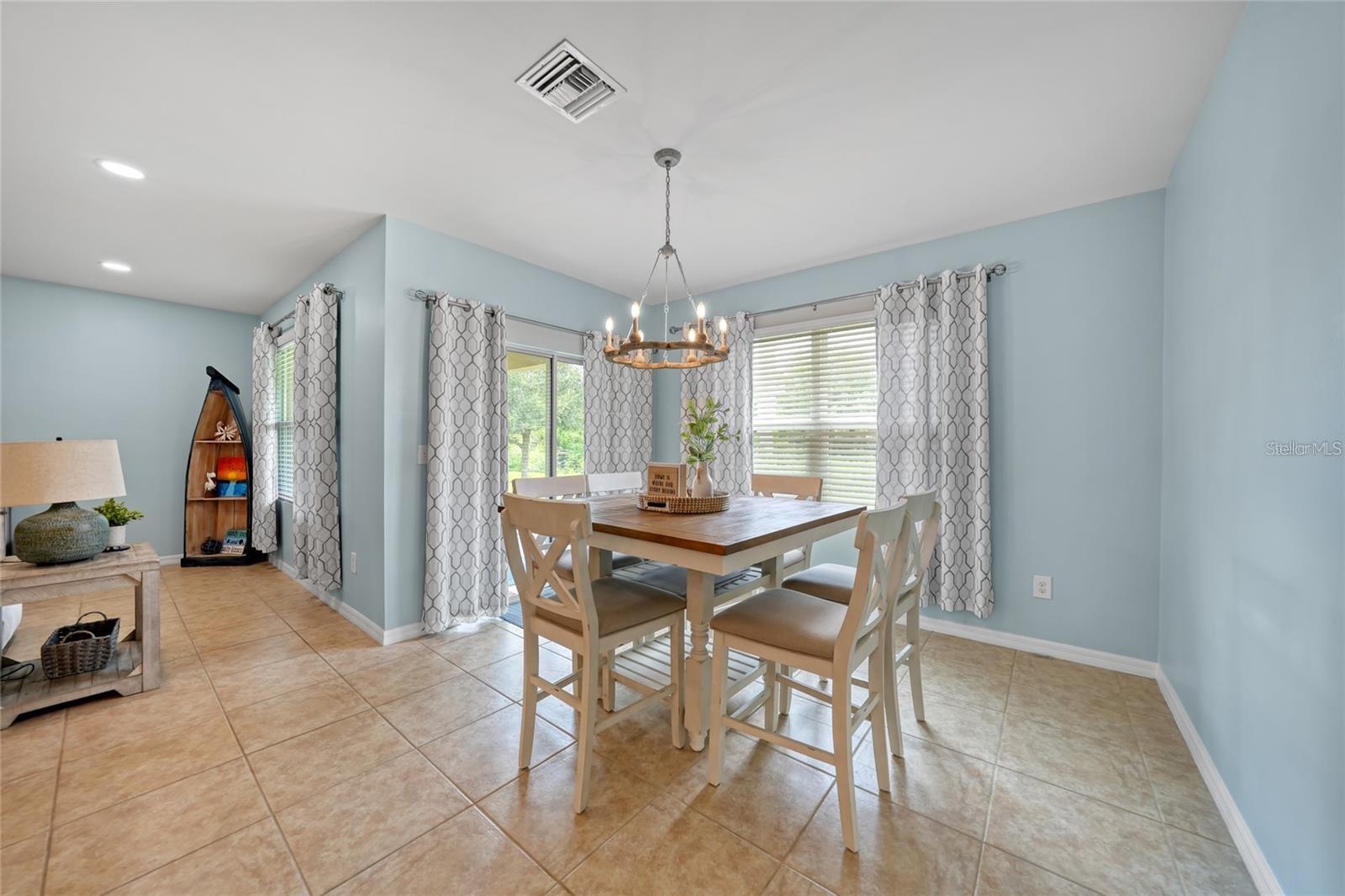 Image 14 of 41 For 7164 Mikasa Drive