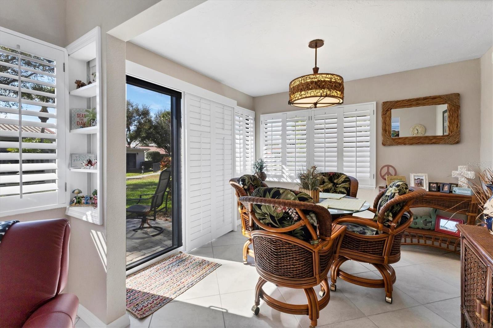 Image 20 of 52 For 500 Park Boulevard S 11