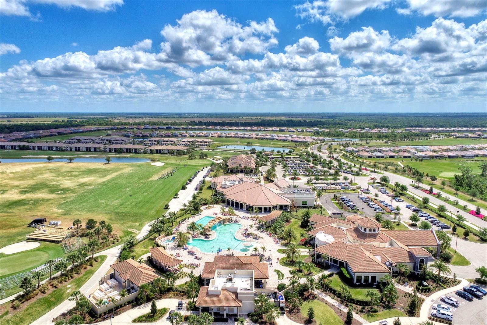 Image 26 of 46 For 17118 Vardon Terrace 202