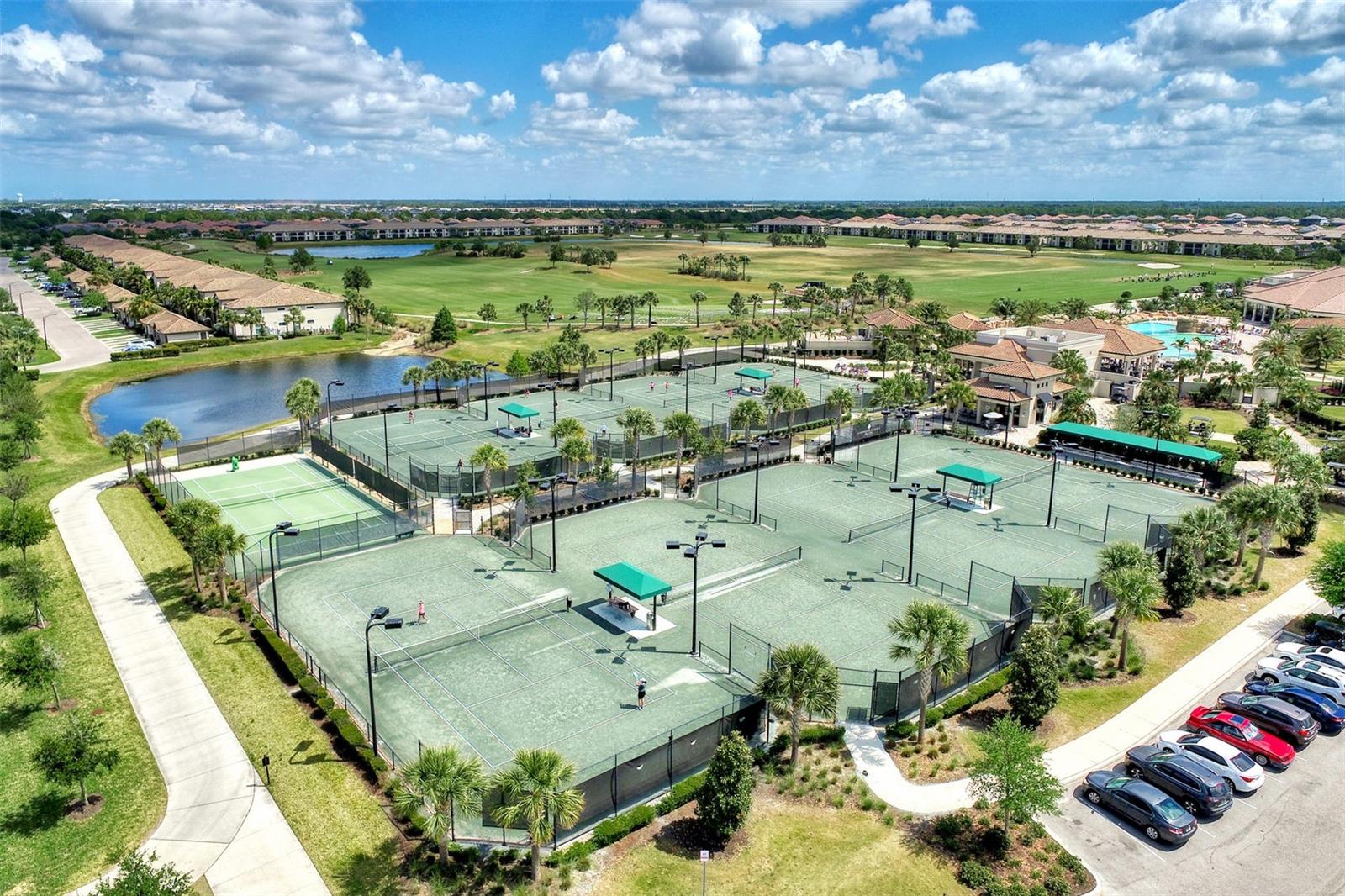 Image 28 of 46 For 17118 Vardon Terrace 202