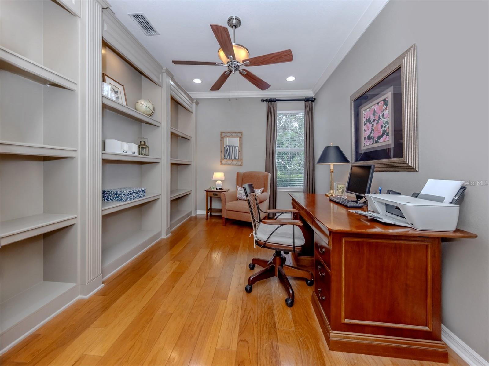 Image 22 of 70 For 102 Treviso Court