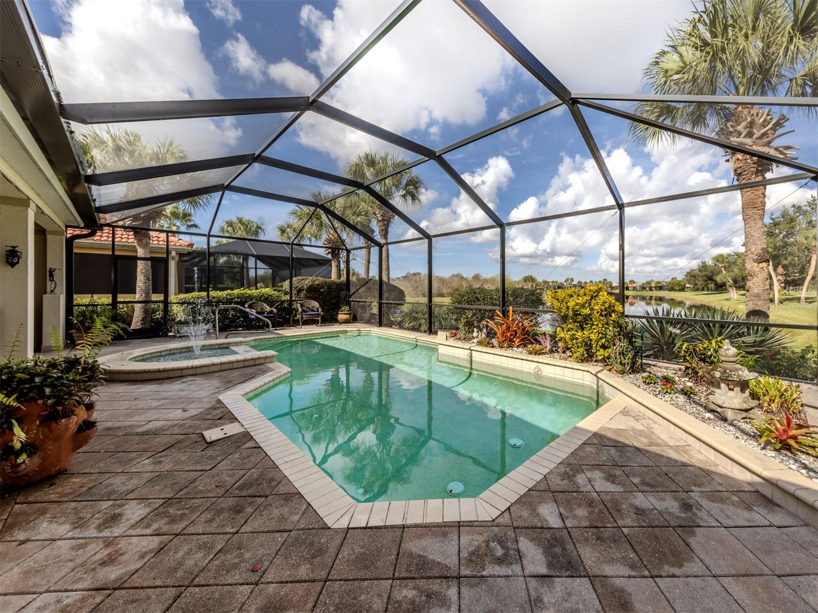 Image 25 of 70 For 102 Treviso Court