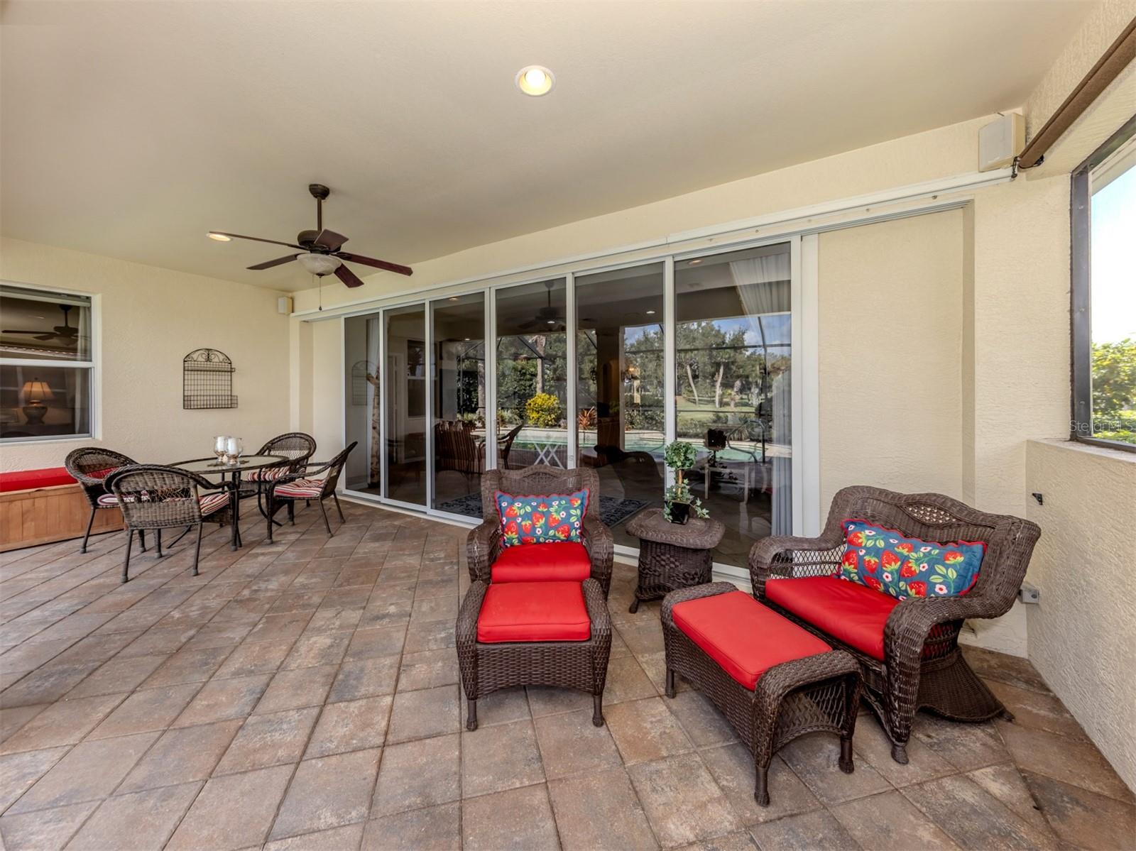 Image 27 of 70 For 102 Treviso Court