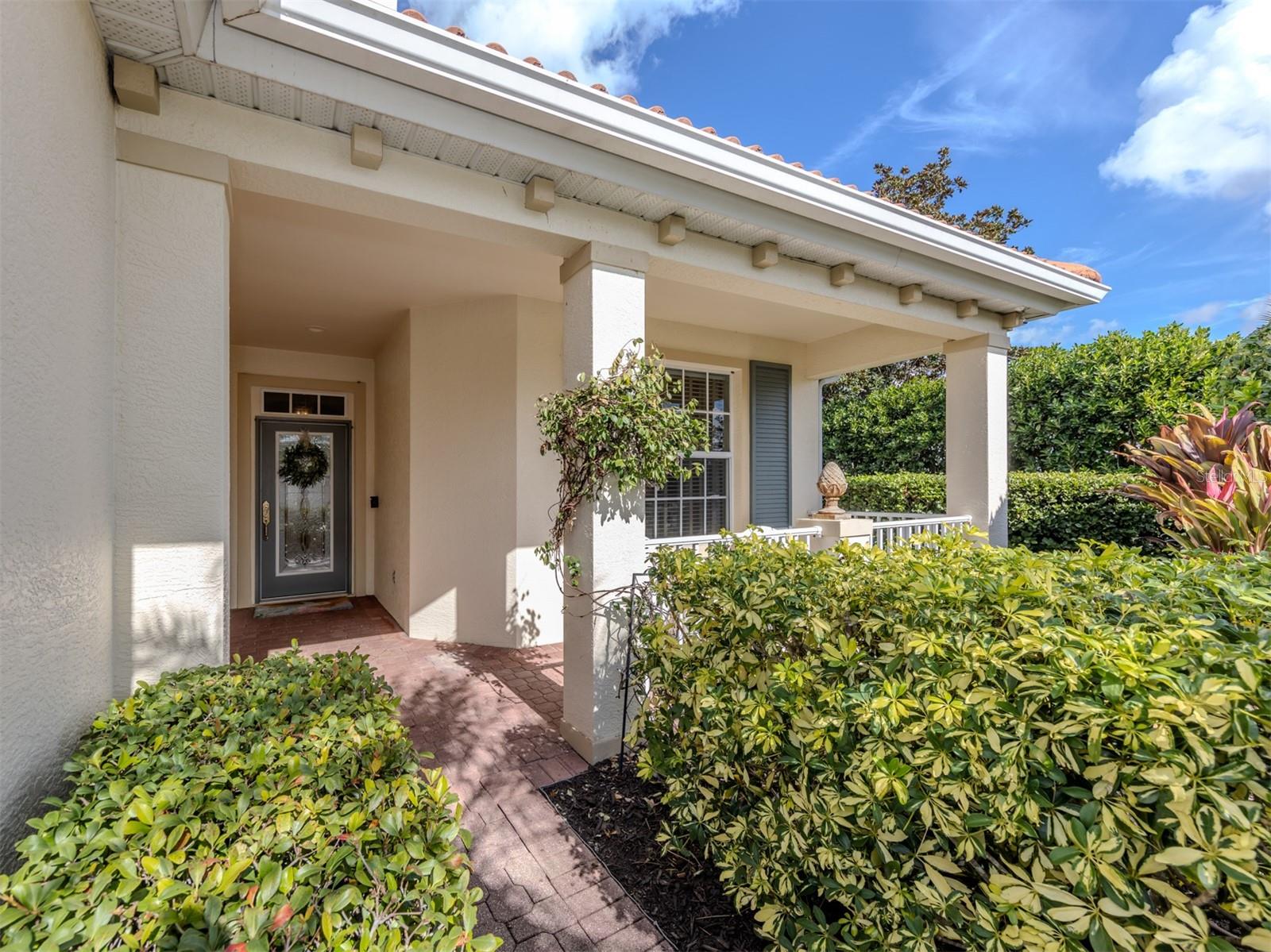 Image 4 of 70 For 102 Treviso Court