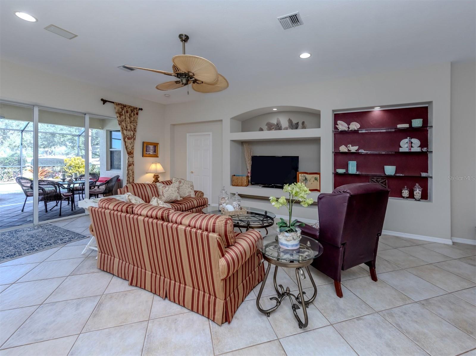 Image 6 of 70 For 102 Treviso Court