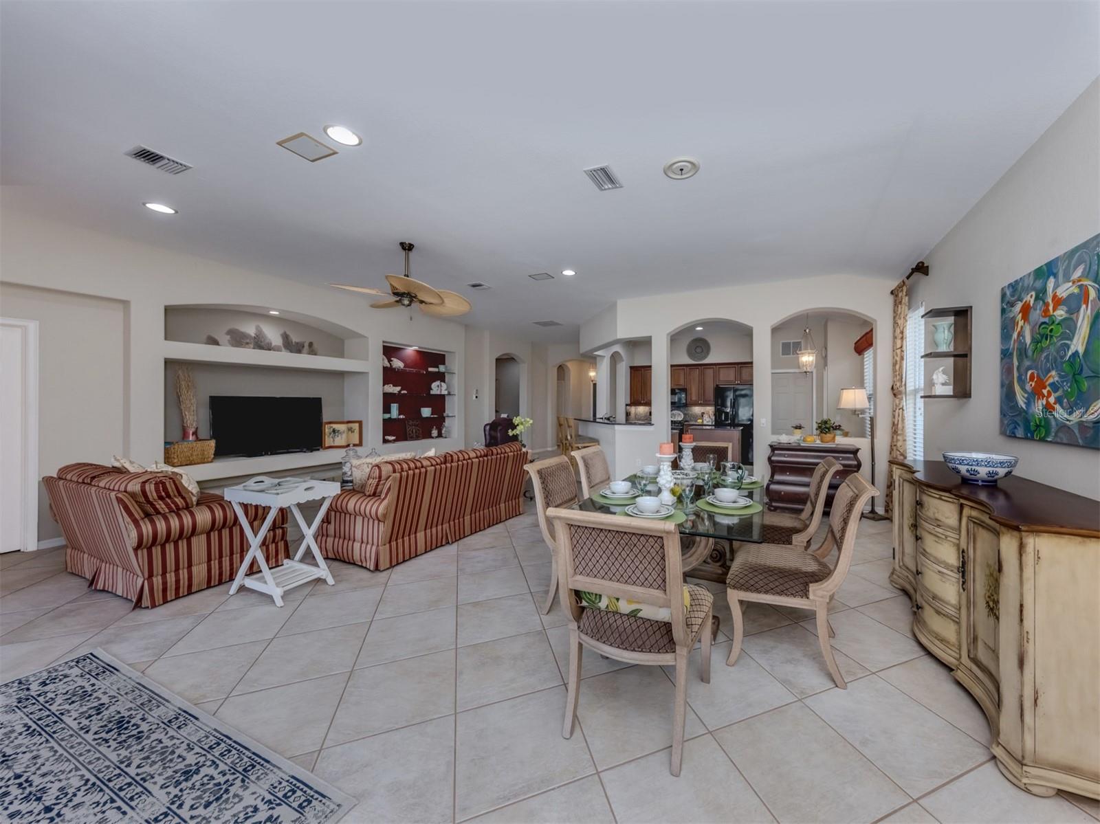 Image 8 of 70 For 102 Treviso Court