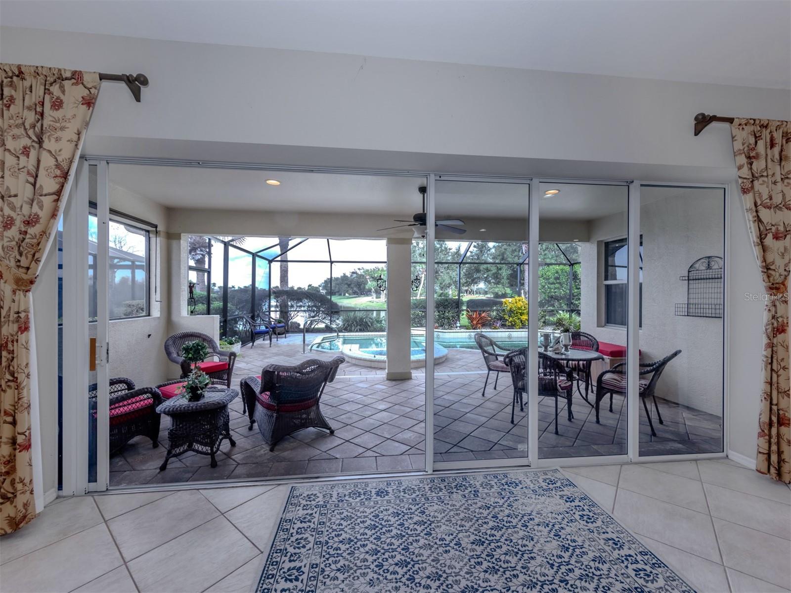 Image 9 of 70 For 102 Treviso Court