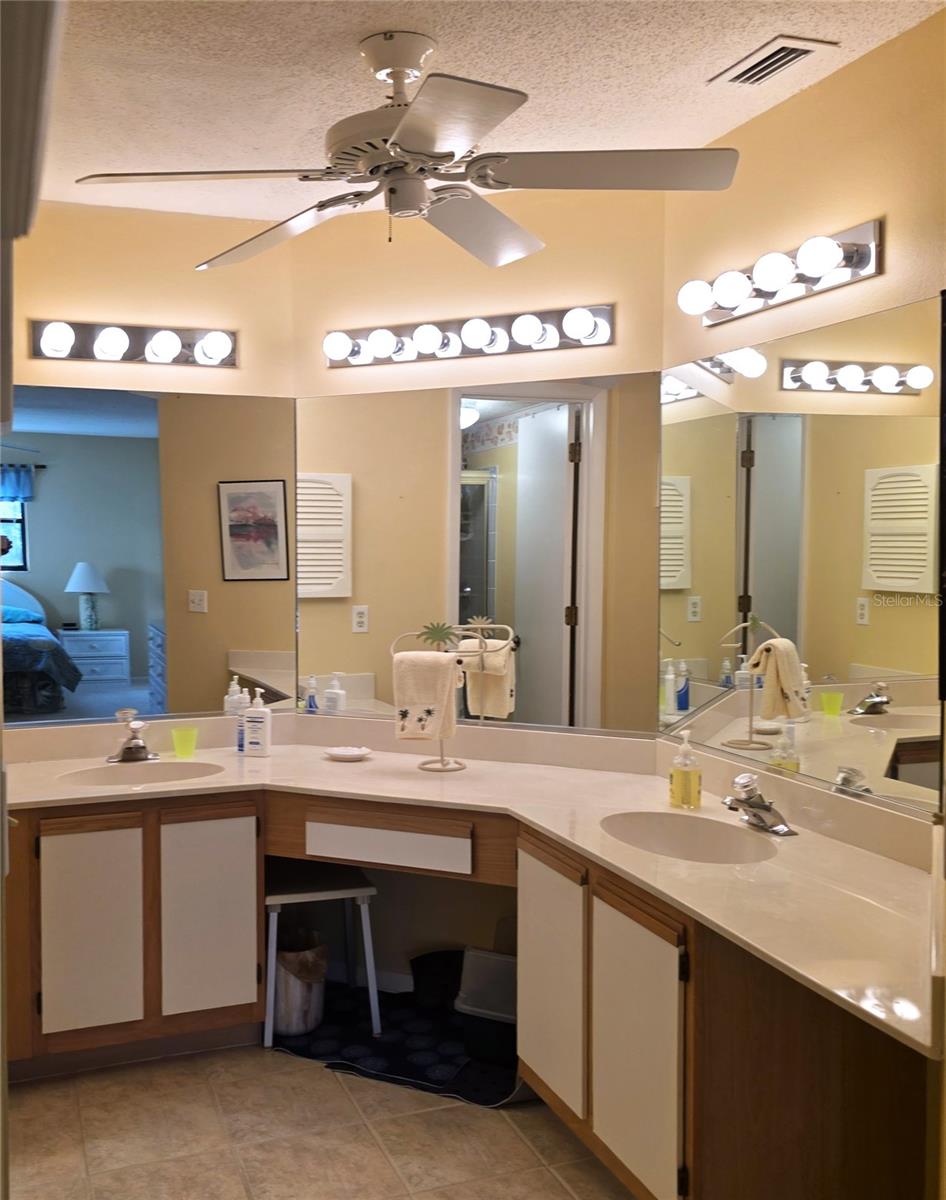 Image 18 of 28 For 113 Pine Hollow Drive 113