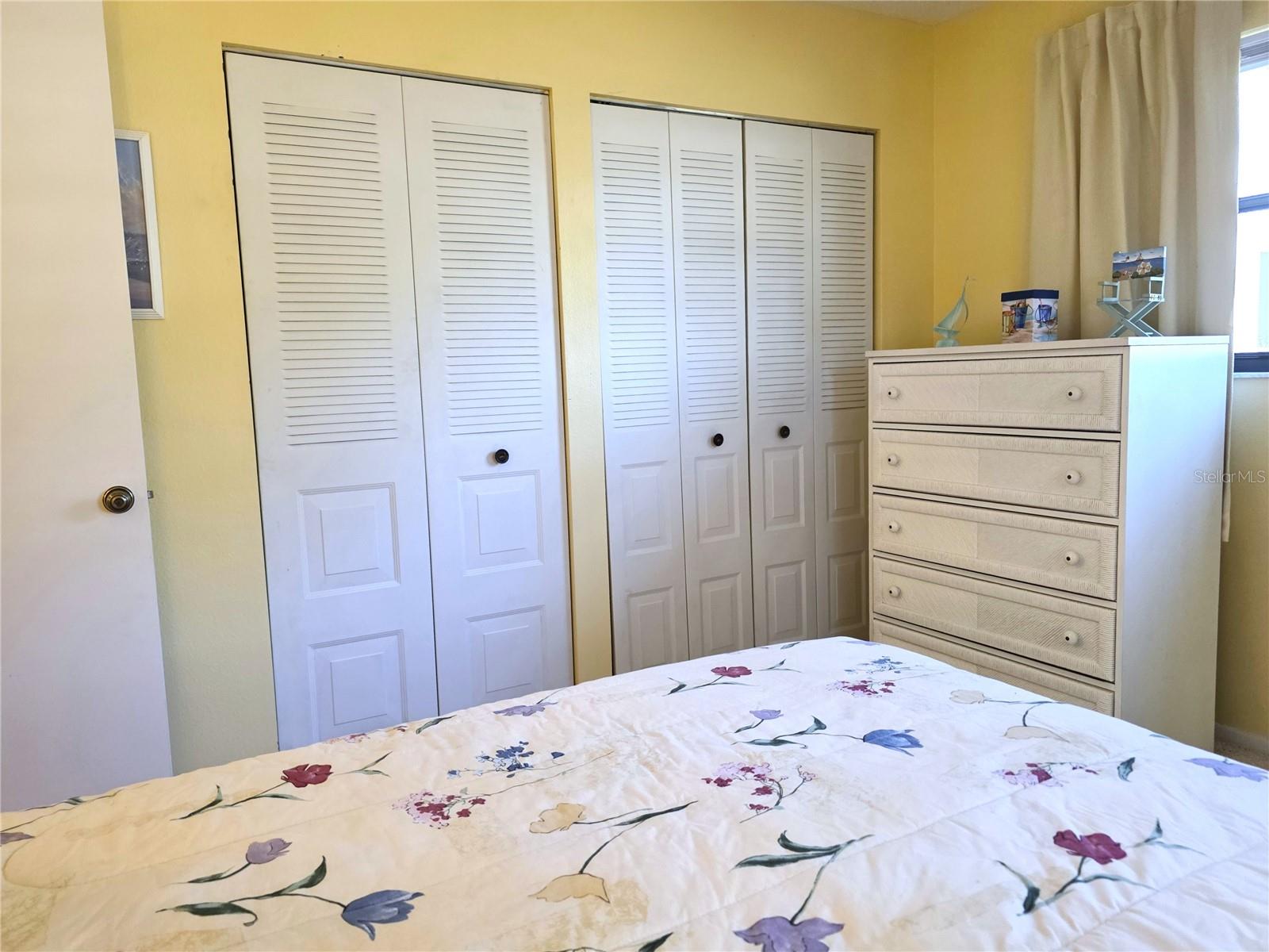 Image 20 of 28 For 113 Pine Hollow Drive 113