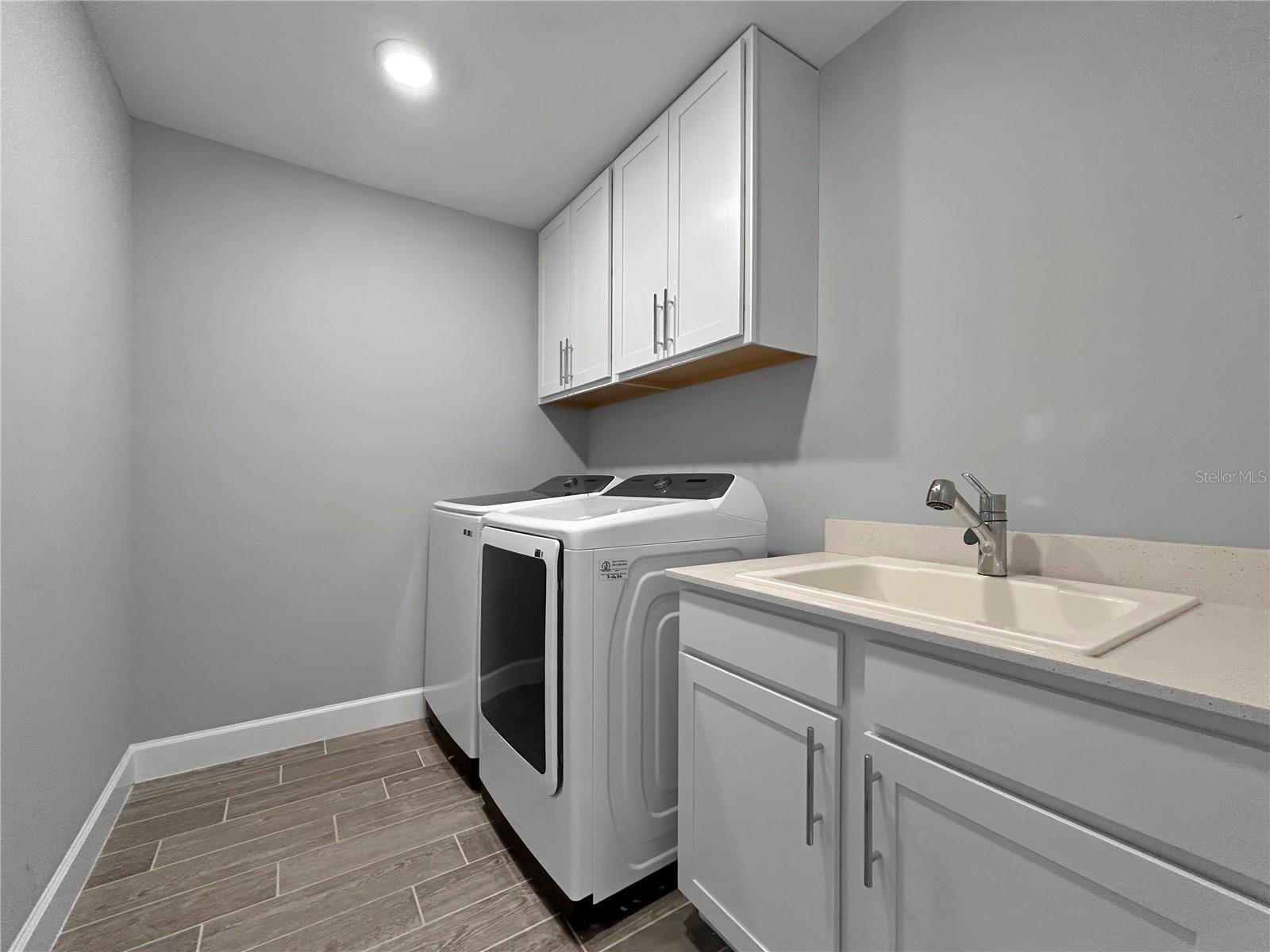 Image 35 of 65 For 6256 Baywood Court