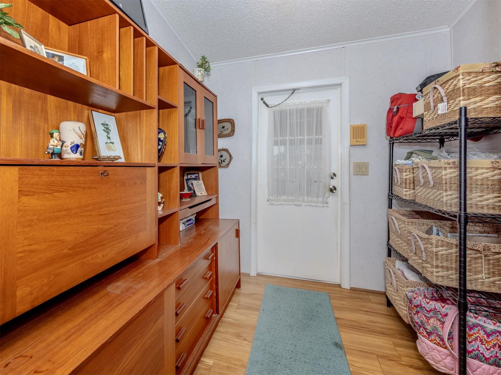 Image 29 of 64 For 452 Sharks Point