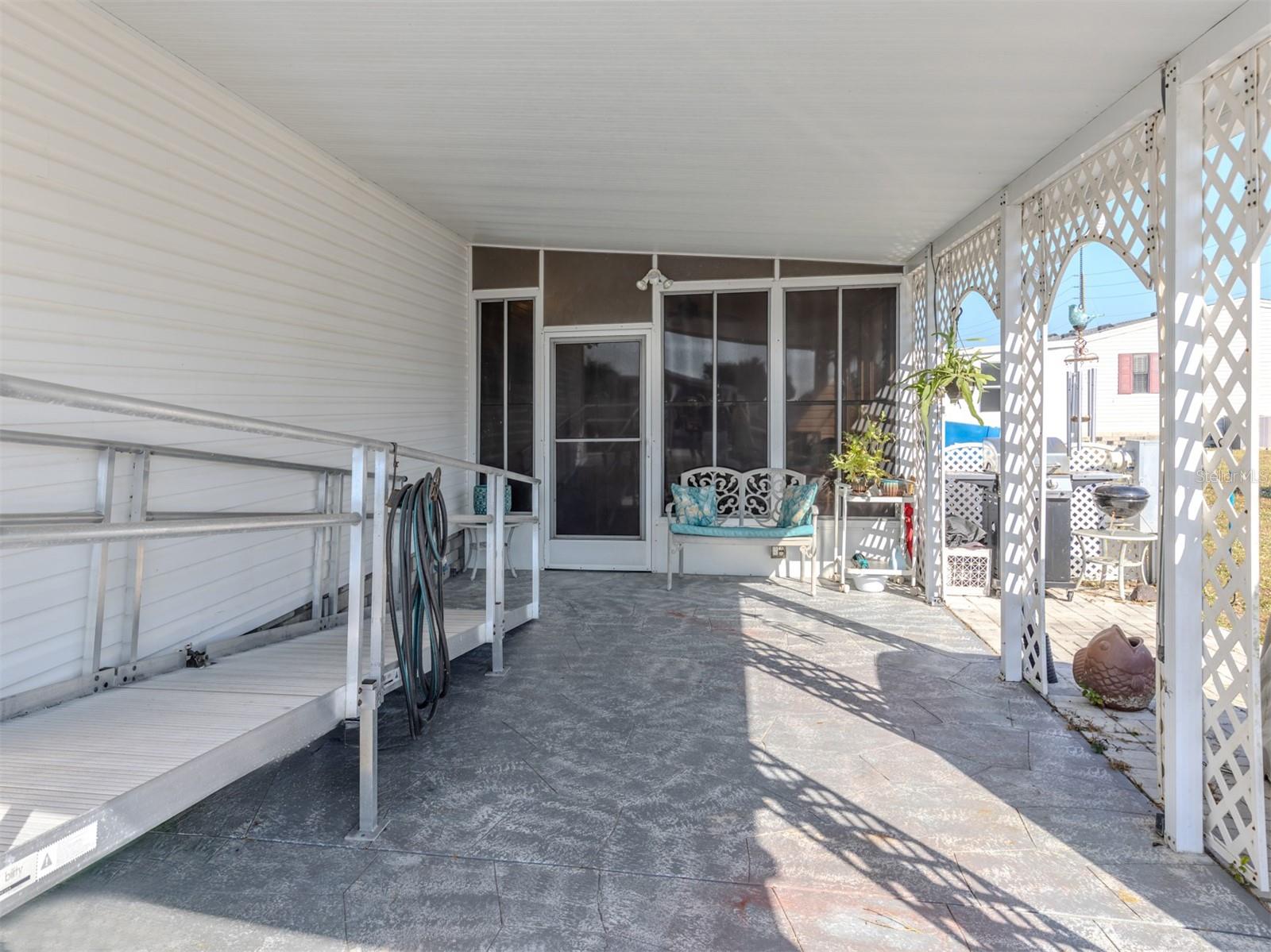 Image 6 of 64 For 452 Sharks Point