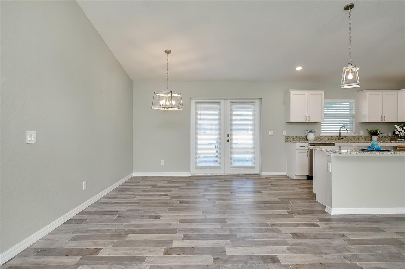 Image 26 of 62 For 10308 Sandrift Avenue