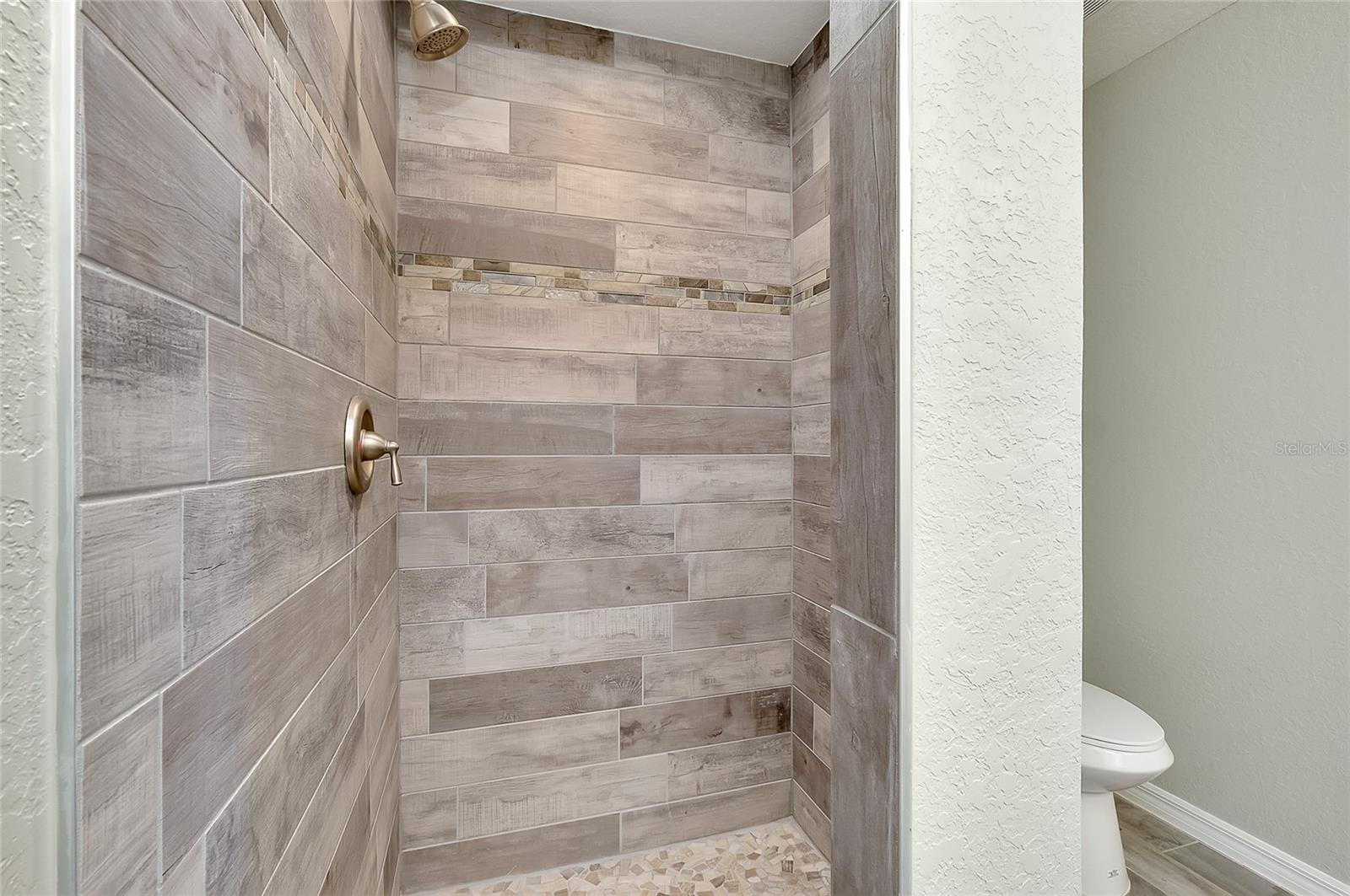 Image 41 of 62 For 10308 Sandrift Avenue