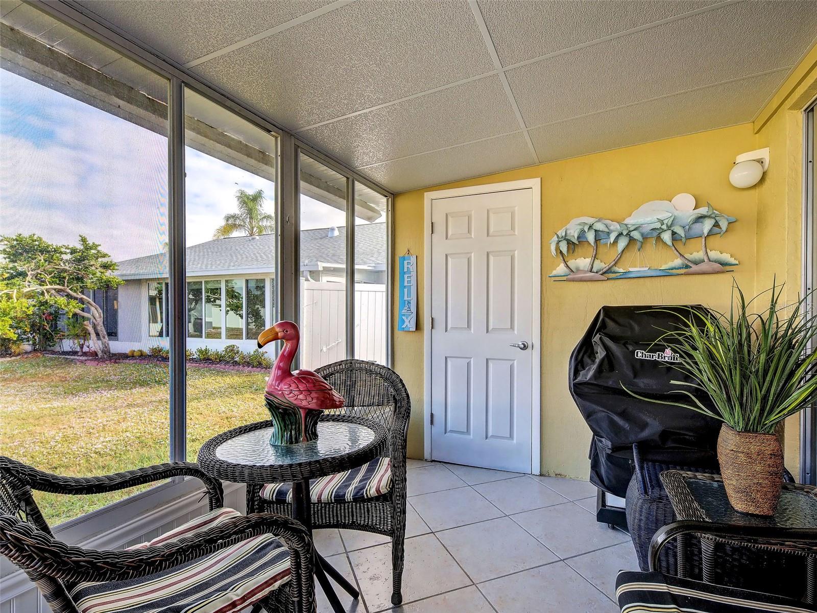 Image 11 of 36 For 6527 Hamlet Drive 26b