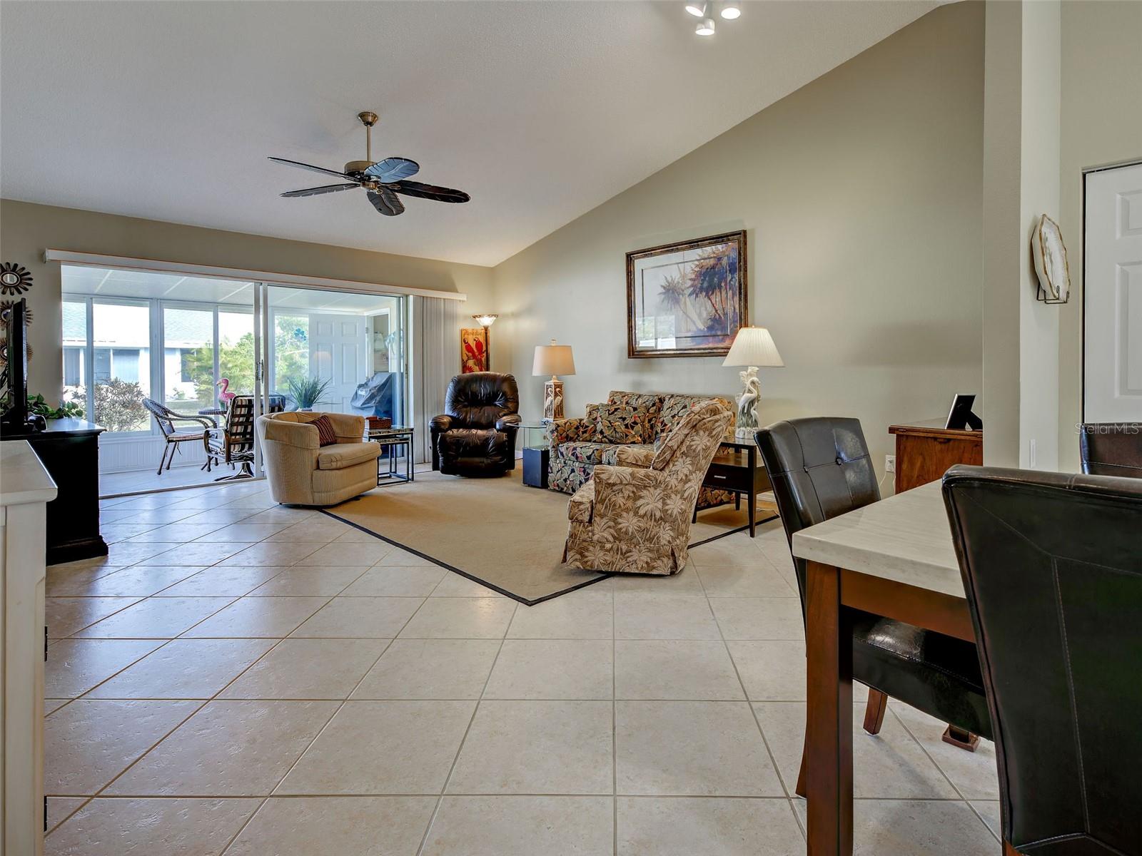 Image 16 of 36 For 6527 Hamlet Drive 26b