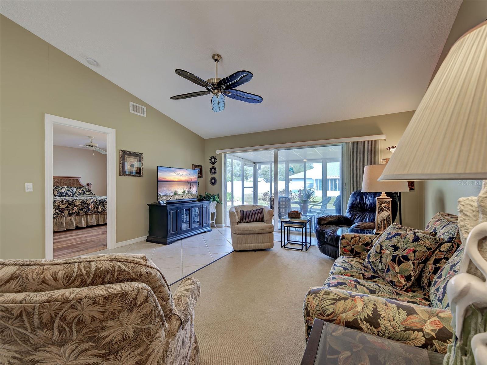 Image 18 of 36 For 6527 Hamlet Drive 26b