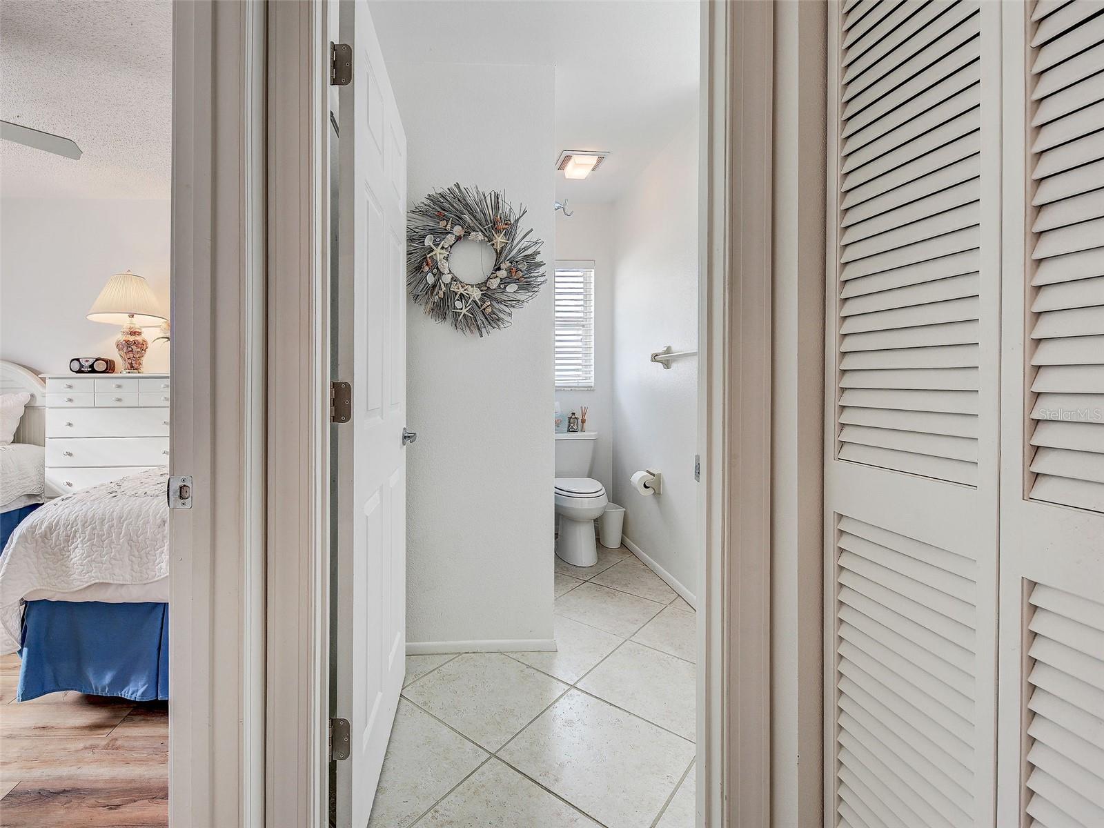 Image 20 of 36 For 6527 Hamlet Drive 26b