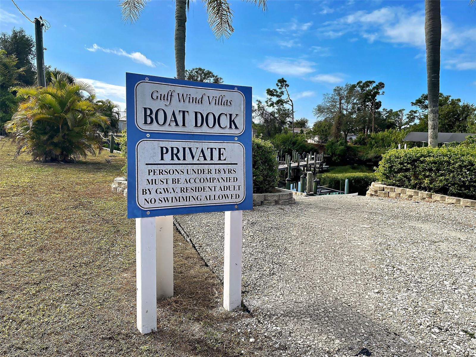 Image 25 of 36 For 6527 Hamlet Drive 26b