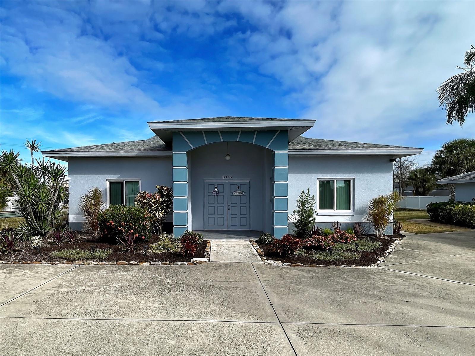 Image 28 of 36 For 6527 Hamlet Drive 26b