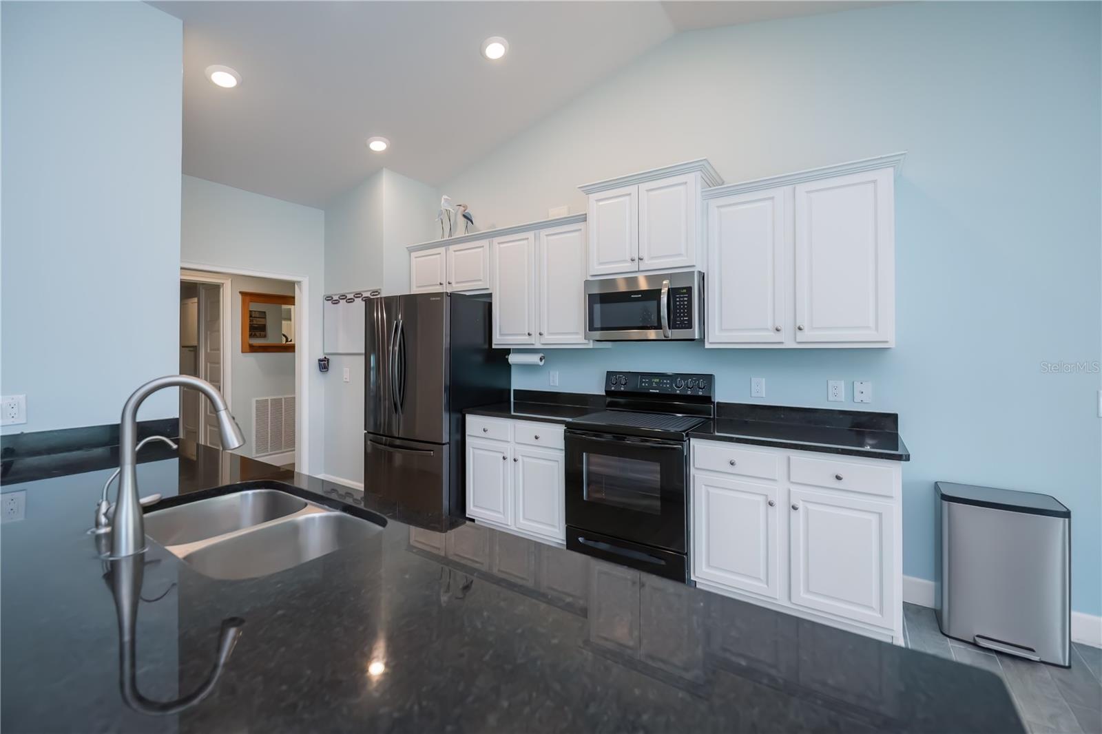 Image 12 of 58 For 601 Citrus Road