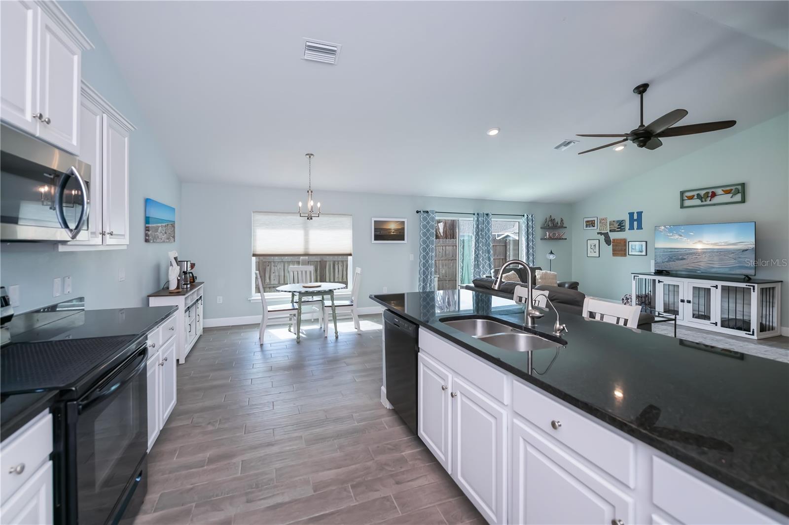 Image 14 of 58 For 601 Citrus Road