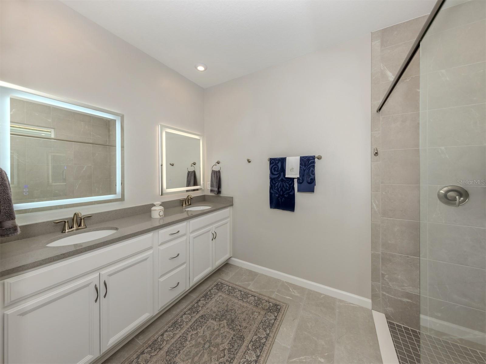 Image 13 of 56 For 11932 Bohemian Place