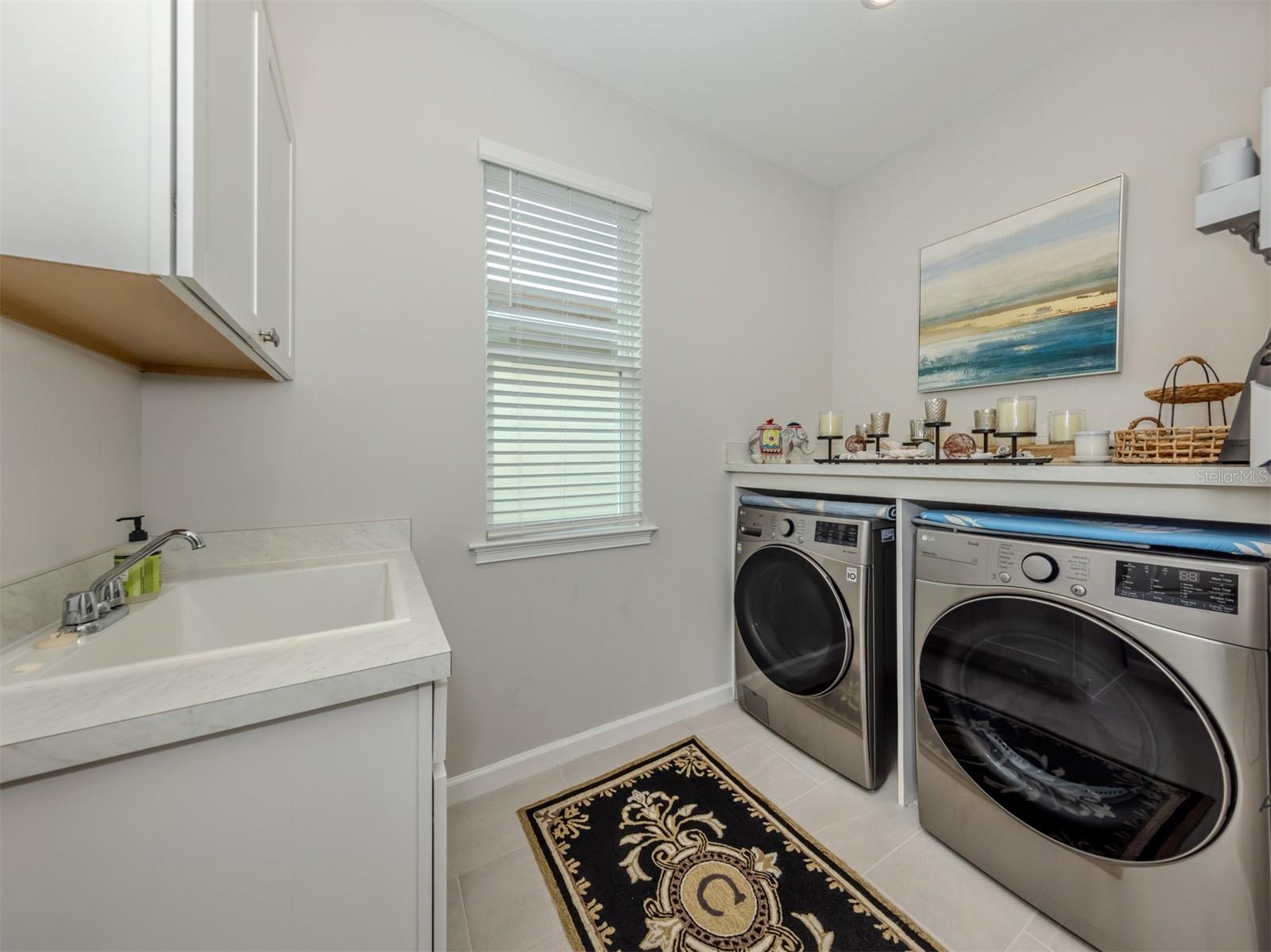 Image 19 of 56 For 11932 Bohemian Place