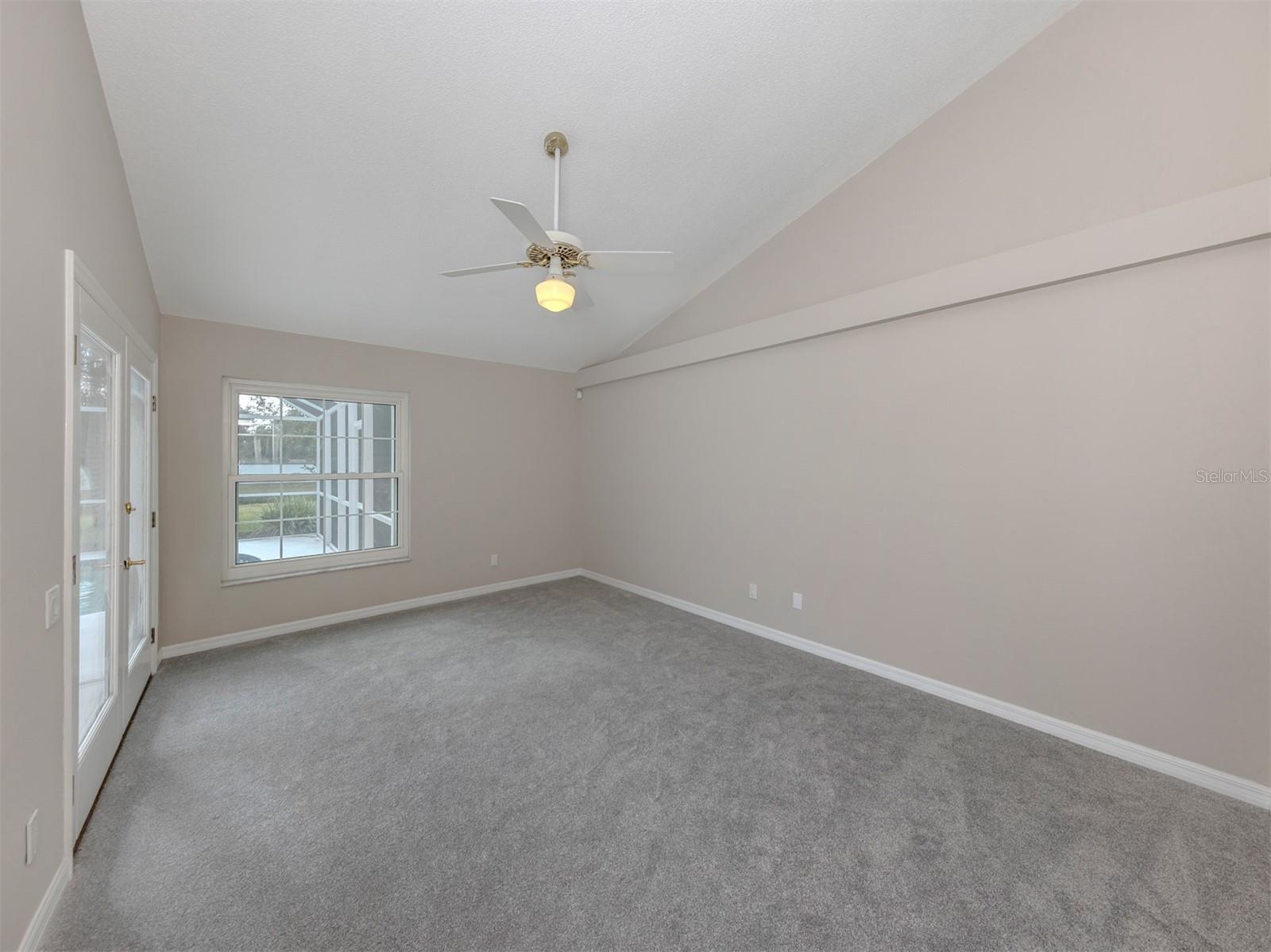 Image 14 of 49 For 1041 Truman Street