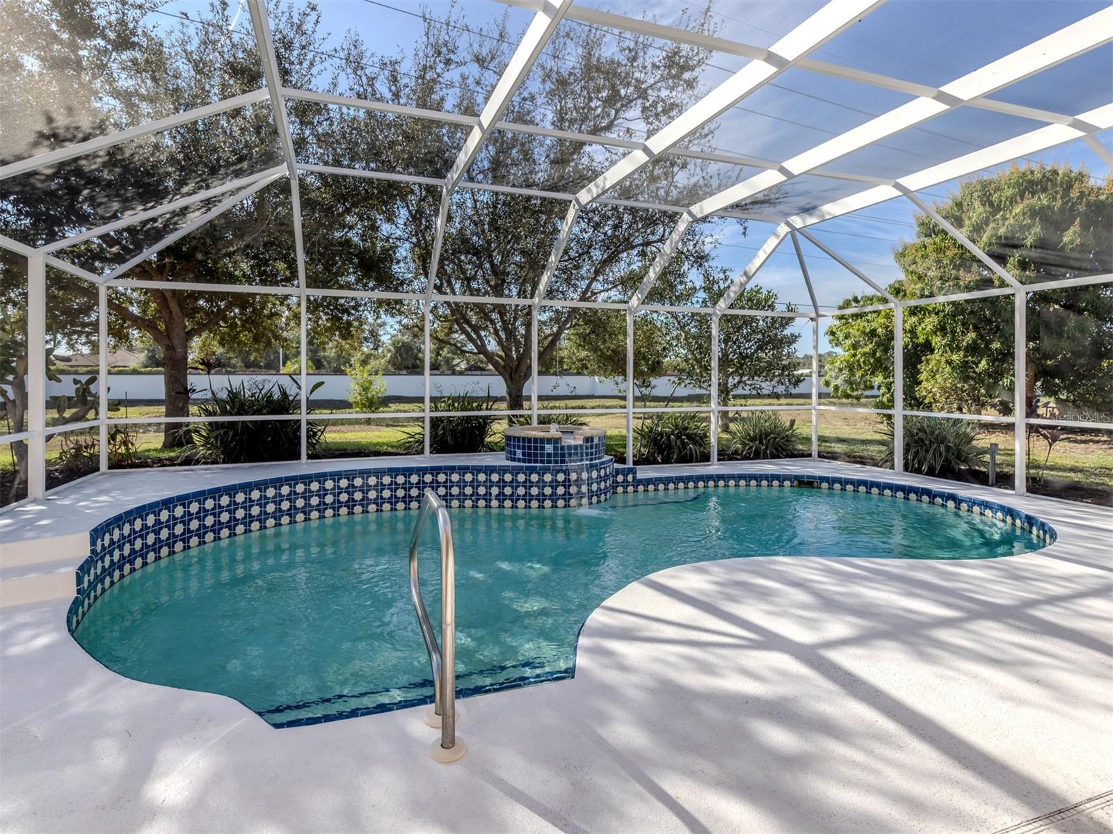 Image 22 of 49 For 1041 Truman Street