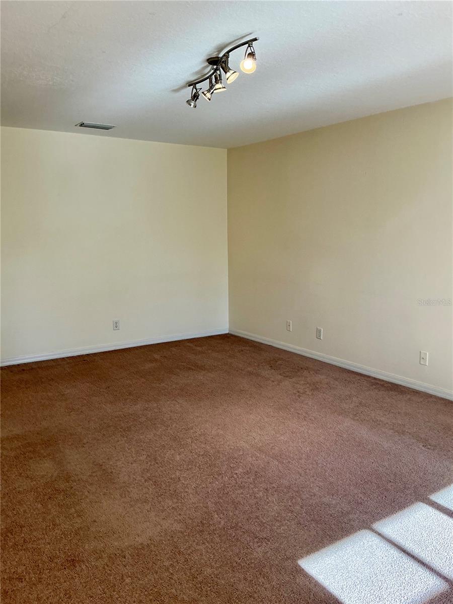 Image 16 of 41 For 216 Coquina Bay Dr Drive