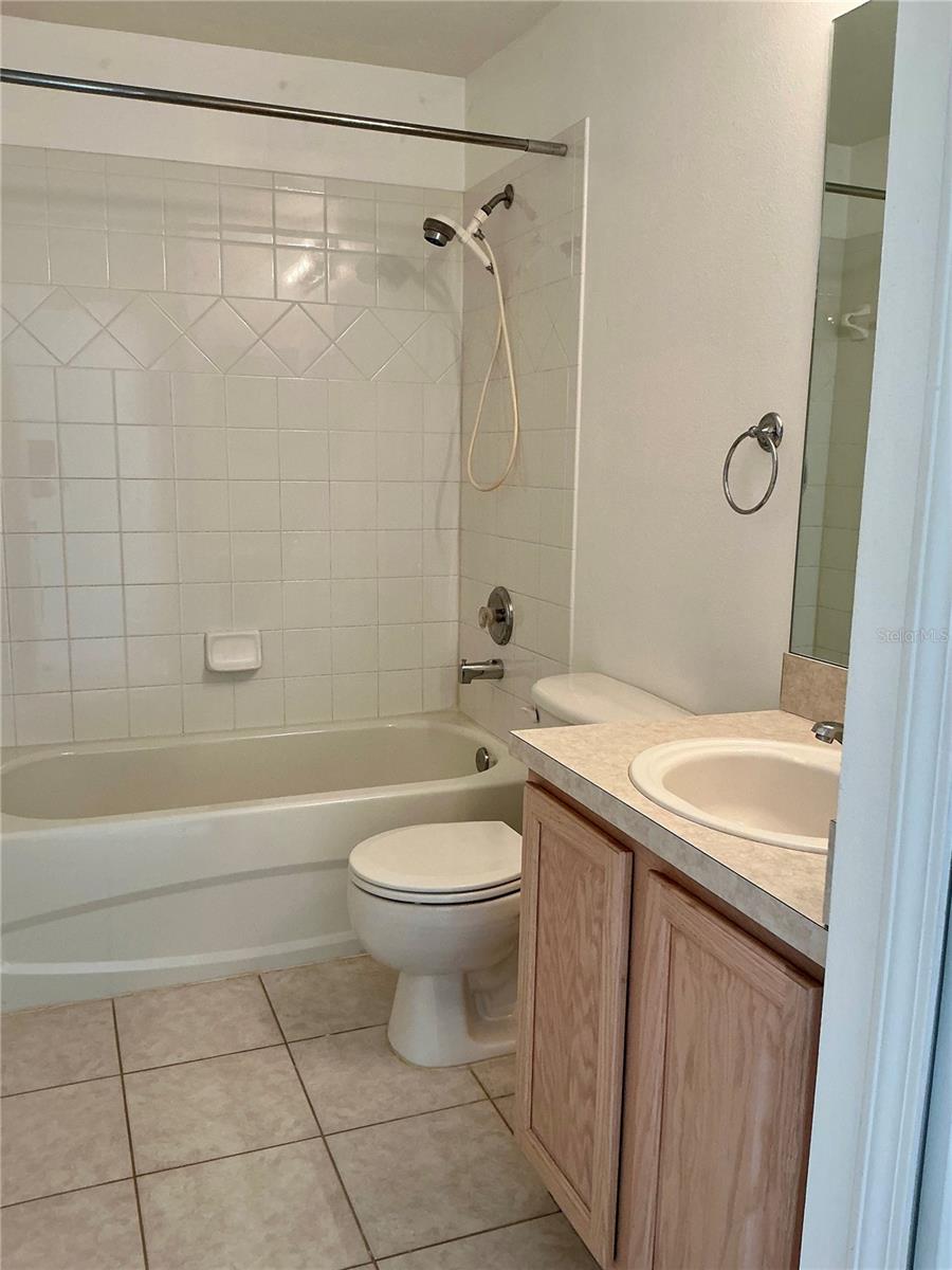 Image 30 of 41 For 216 Coquina Bay Dr Drive