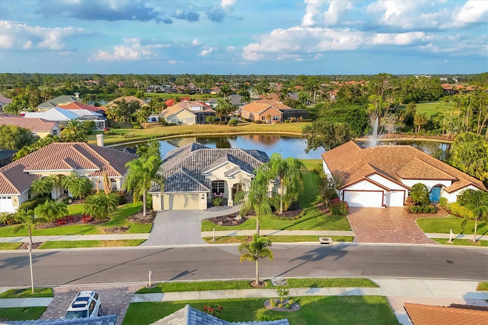 Image 6 of 63 For 5266 Pine Shadow Lane