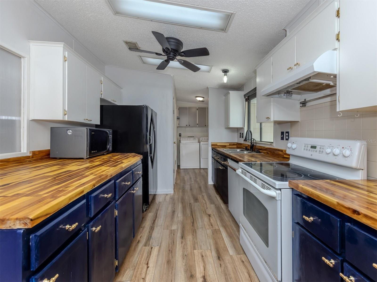 Image 11 of 64 For 397 Catamaran Court