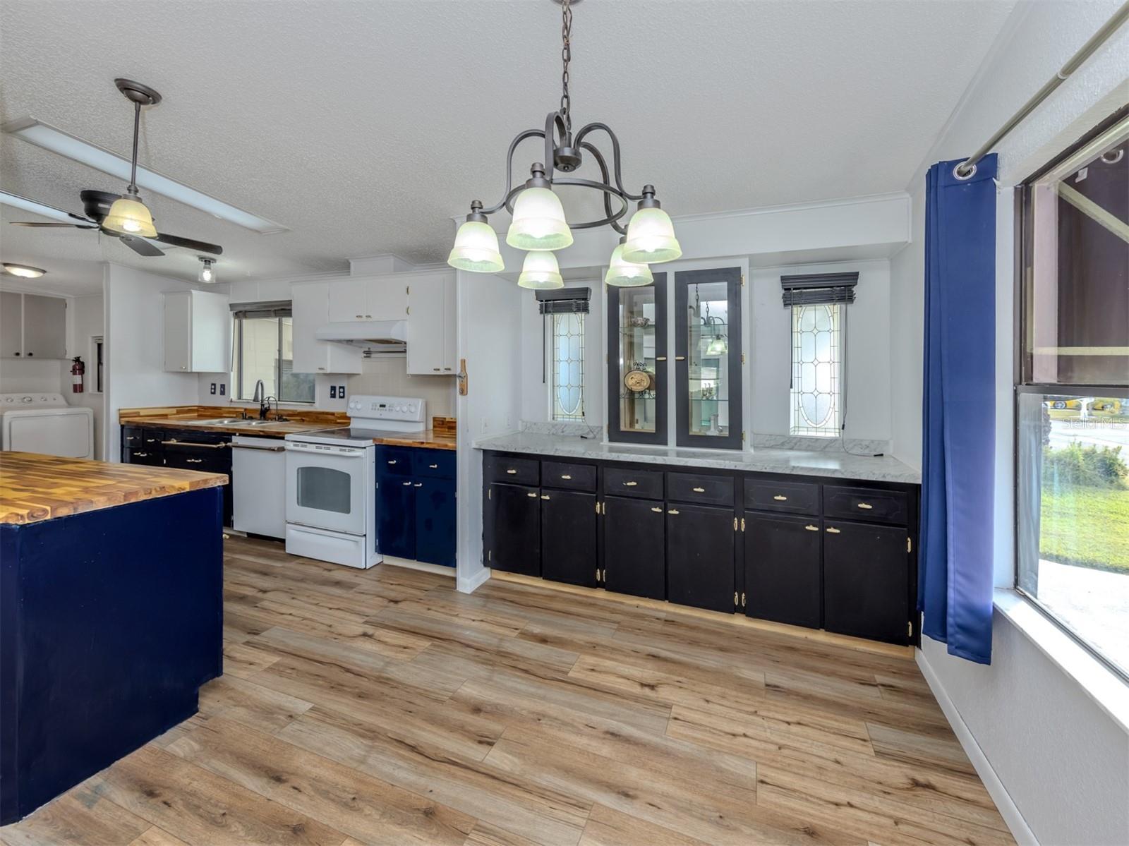 Image 13 of 64 For 397 Catamaran Court