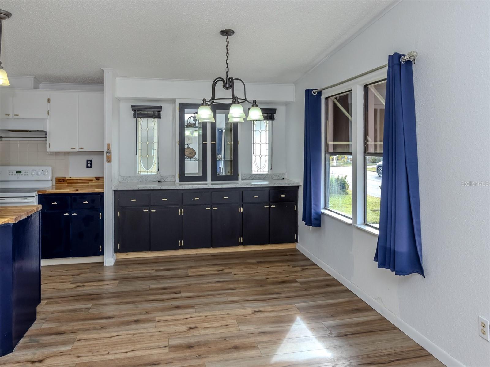 Image 15 of 64 For 397 Catamaran Court