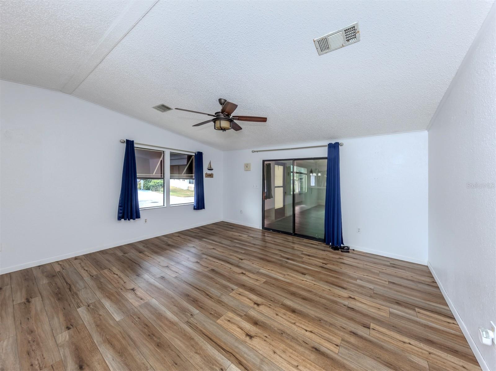 Image 19 of 64 For 397 Catamaran Court