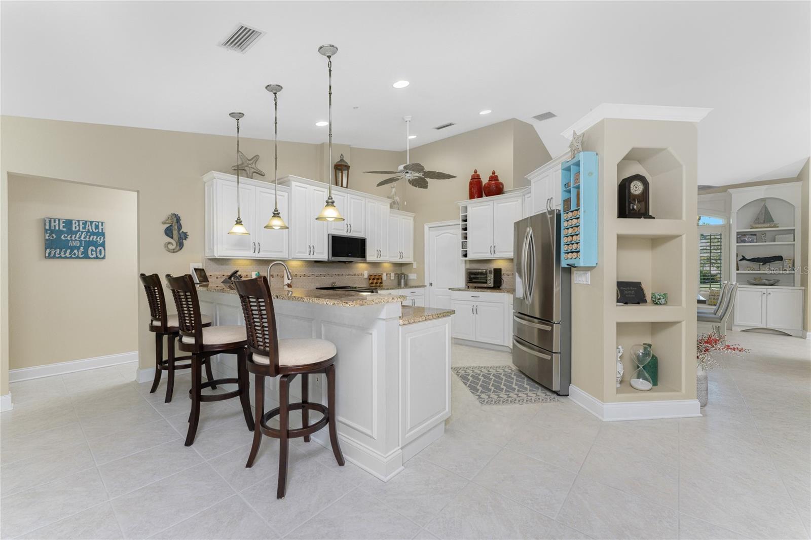 Image 10 of 40 For 537 Lake Of The Woods Drive