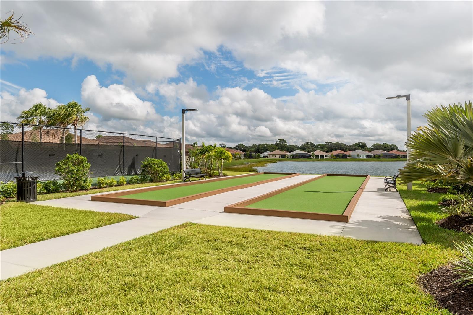 Image 33 of 50 For 20285 Symphony Place