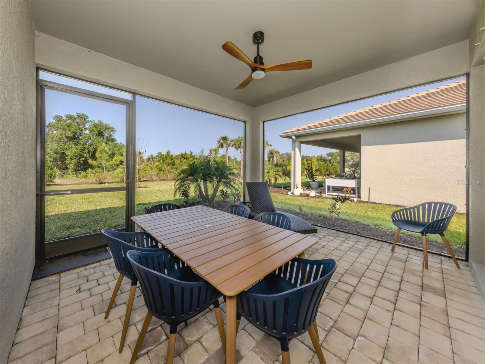 Image 7 of 50 For 20285 Symphony Place