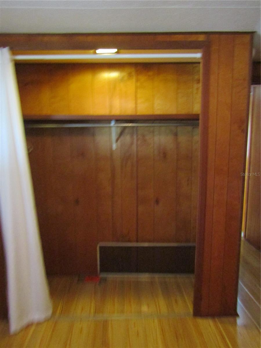 Image 10 of 20 For 721 Roma Road